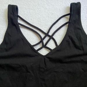 Torrid lattice v neck